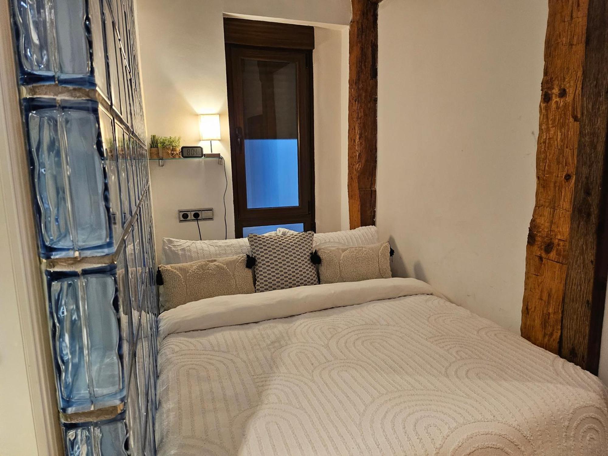 Pequeno Apartamento En El Centro De Madrid Exterior foto